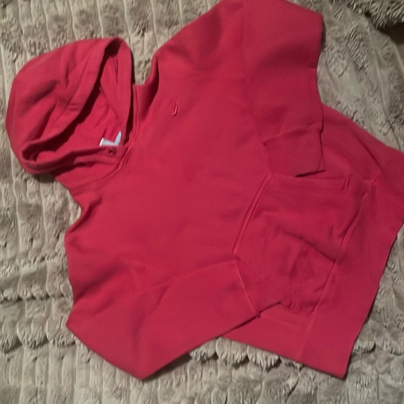 Girls Small Red Nike Pullover - Picture 1 of 3